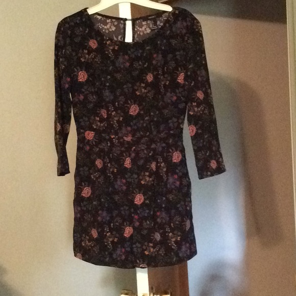 Romper - Picture 1 of 1